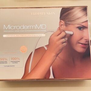 Trophy‎ Skin MicrodermMD Microdermabrasion Kit - Anti Aging